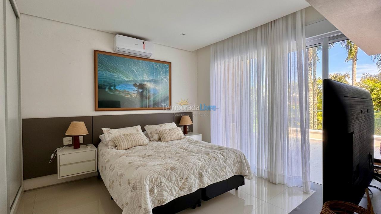 House for vacation rental in São Sebastião (Praia da Baleia)