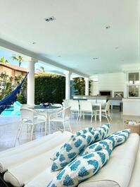 Casa Disponível para FERIADO NA PRAIA DA BALEIA