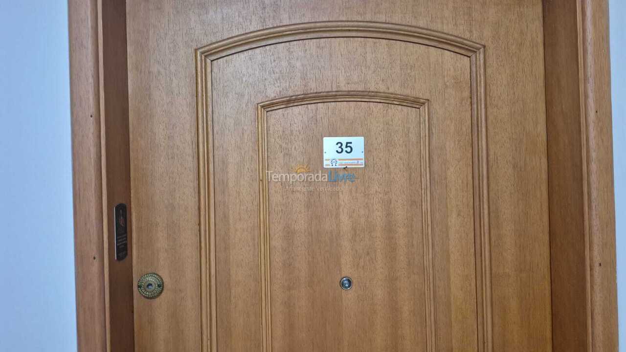 Apartment for vacation rental in Praia Grande (Vila Tupi)