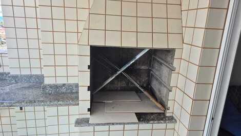 Churrasqueira falta grelha