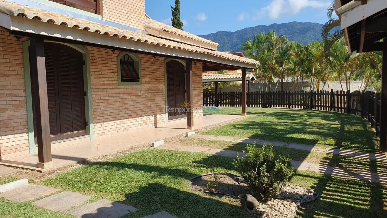 House for vacation rental in Caraguatatuba (Praia da Mococa)