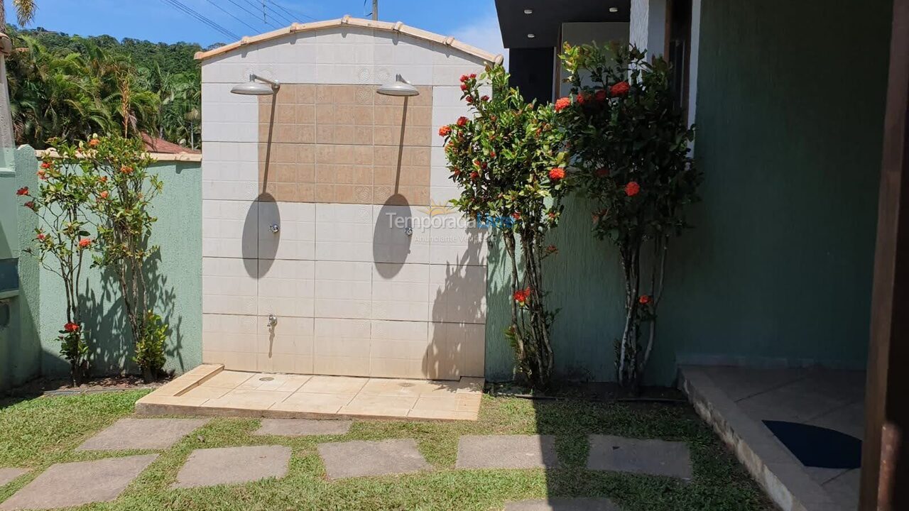 House for vacation rental in Caraguatatuba (Praia da Mococa)