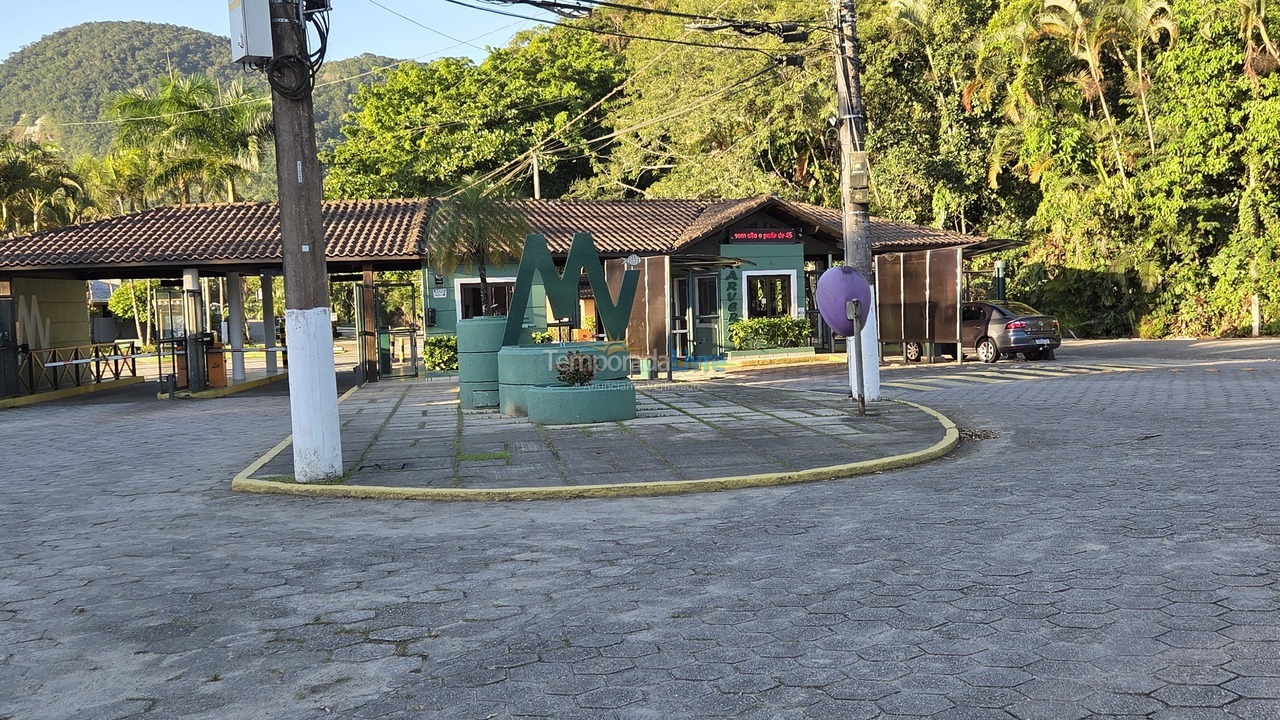 House for vacation rental in Caraguatatuba (Praia da Mococa)