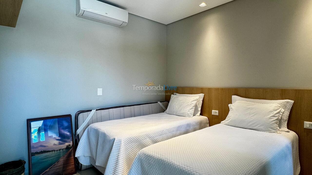 Casa para alquiler de vacaciones em São Sebastião (Camburi)