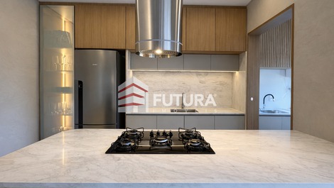 LA247EF - Apartamento com 02 suítes em Canto Grande