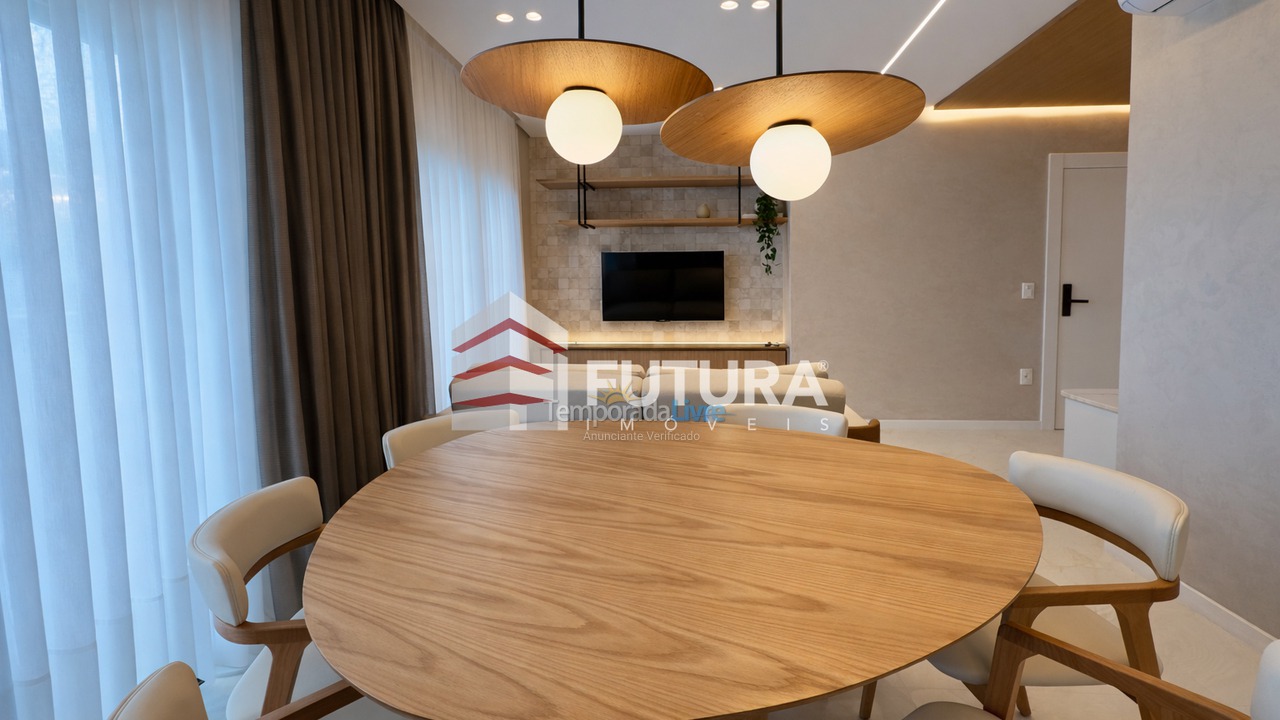 Apartamento para aluguel de temporada em Bombinhas (Canto Grande)