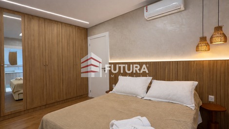 LA247EF - Apartamento com 02 suítes em Canto Grande