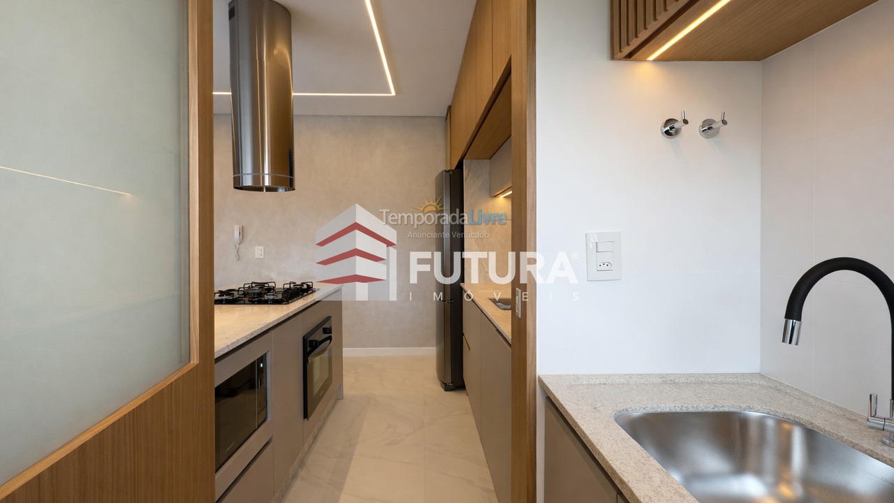 Apartamento para aluguel de temporada em Bombinhas (Canto Grande)