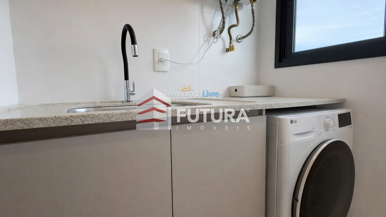 Apartamento para aluguel de temporada em Bombinhas (Canto Grande)