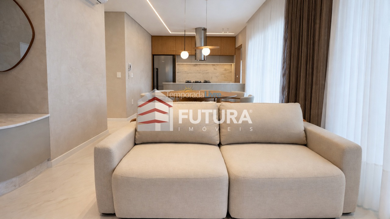 Apartamento para aluguel de temporada em Bombinhas (Canto Grande)