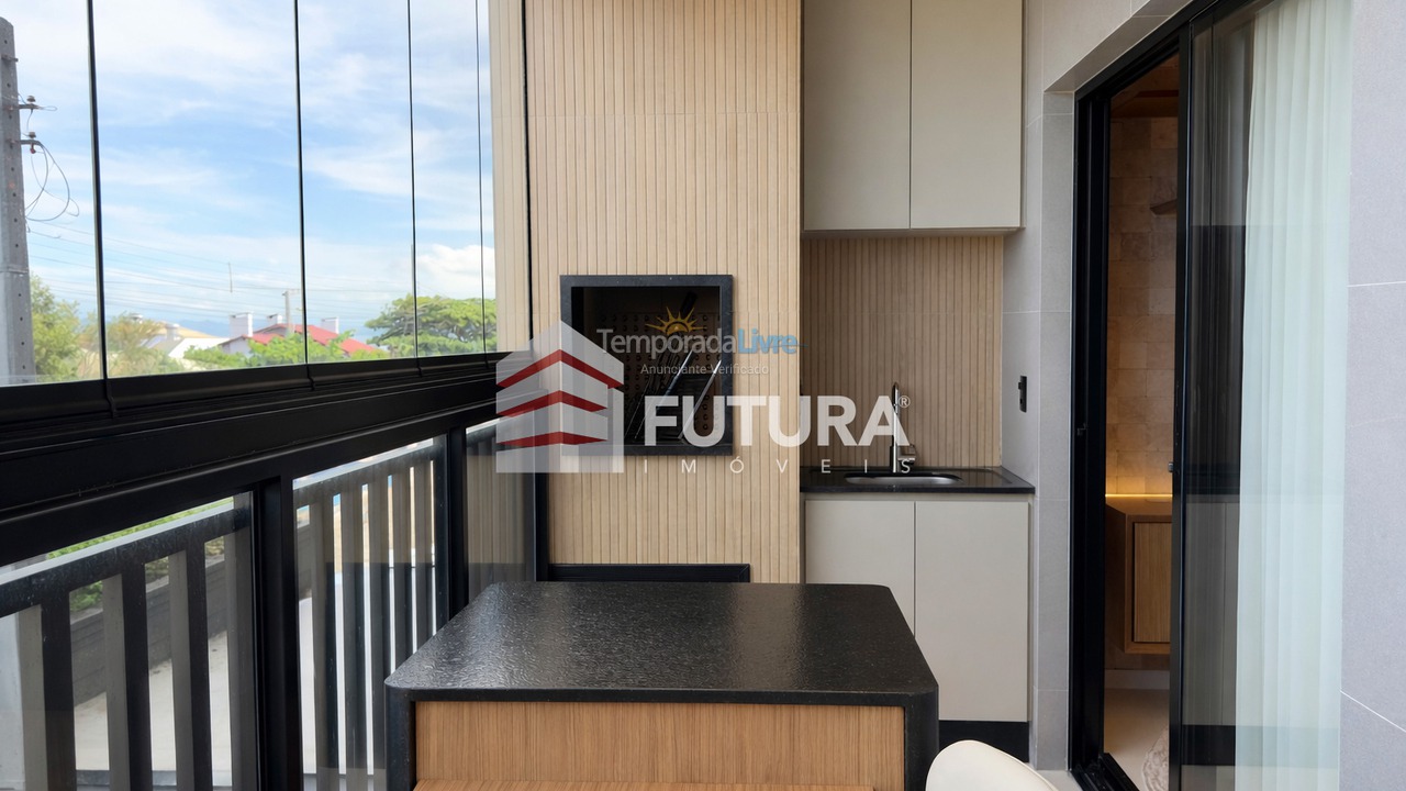 Apartamento para aluguel de temporada em Bombinhas (Canto Grande)