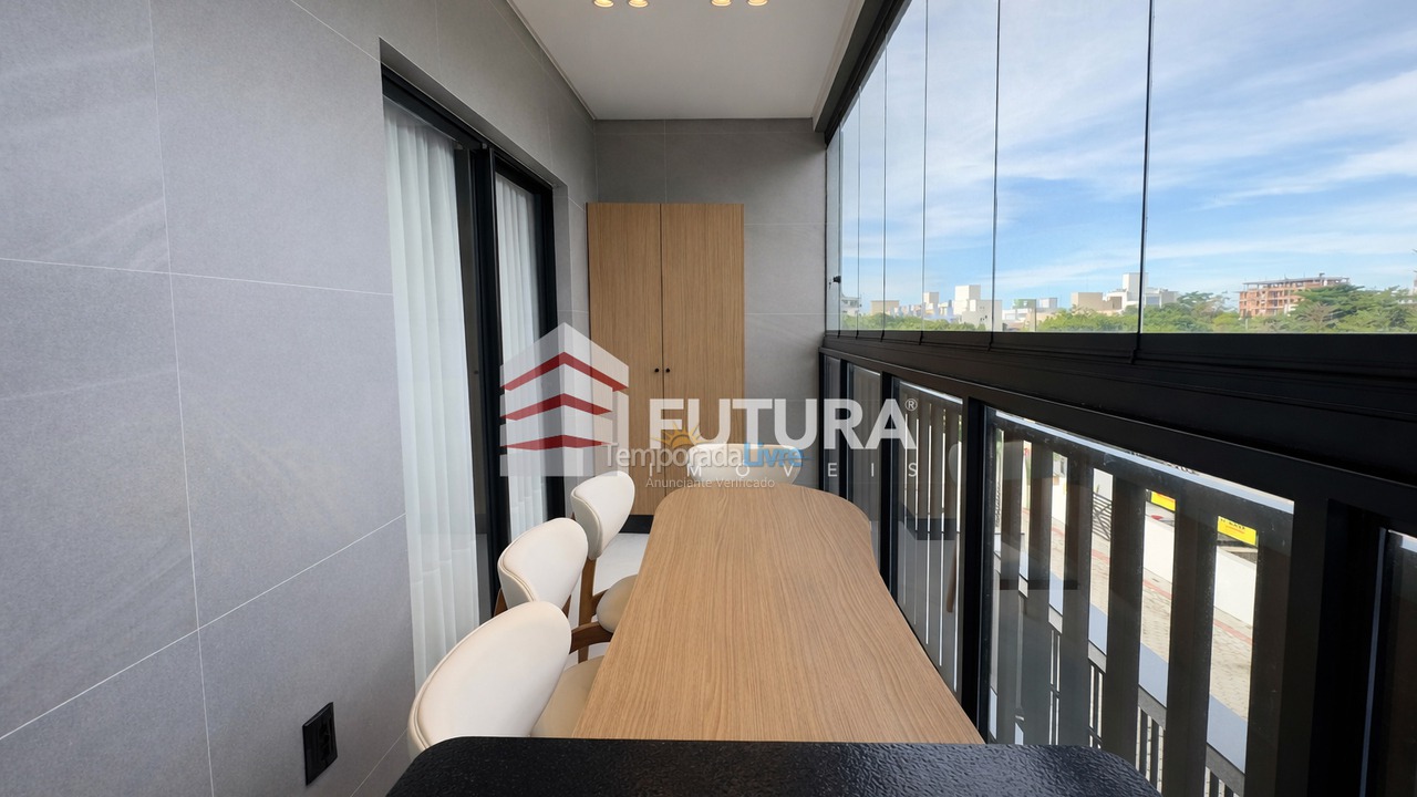 Apartamento para aluguel de temporada em Bombinhas (Canto Grande)