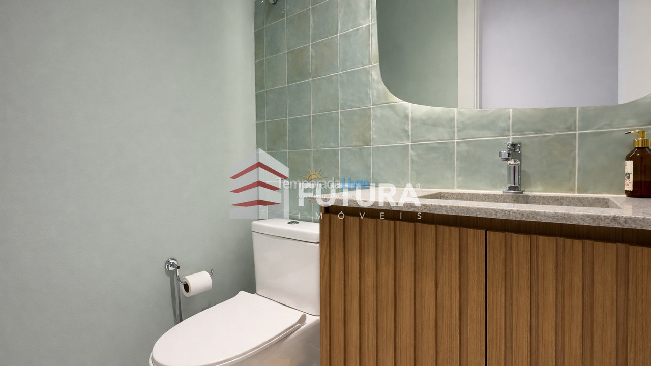 Apartamento para aluguel de temporada em Bombinhas (Canto Grande)