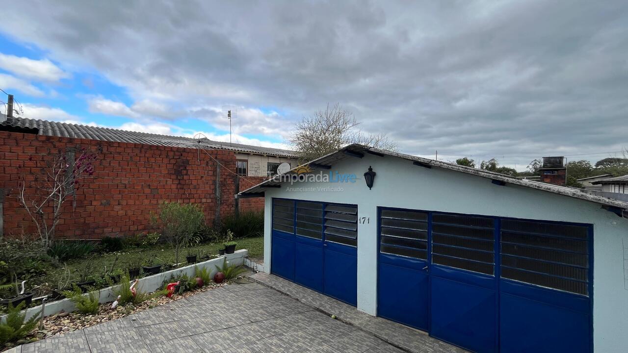 Casa para alquiler de vacaciones em Santa Cruz do Sul (Esmeralda)