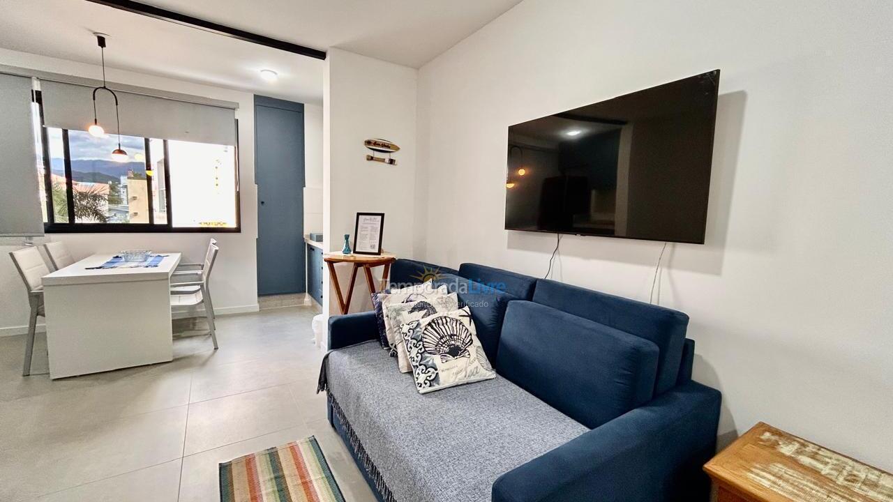 Apartamento para aluguel de temporada em Ubatuba (Praia do Tenório)