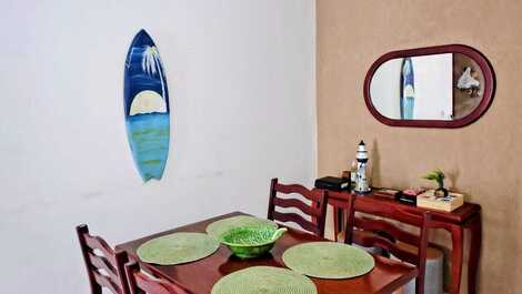 Apto 2 dorm, Vista lateral da praia 200m