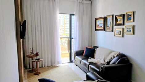 Apto 2 dorm, Vista lateral da praia 200m