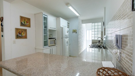 Apartamento con 2 suites, a 170 m del mar.