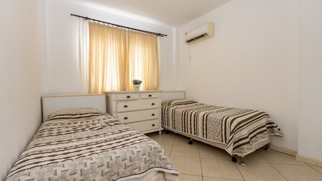 Apartamento con 2 suites, a 170 m del mar.