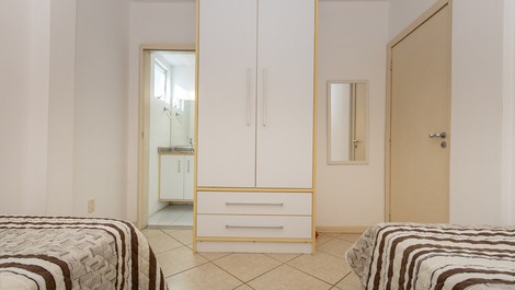 Apartamento con 2 suites, a 170 m del mar.