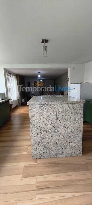 Casa para alquiler de vacaciones em Campos do Jordão (Jardim do Embaixador)