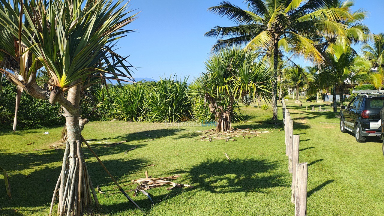 Casa para aluguel de temporada em Caraguatatuba (Praia Capricórnio)