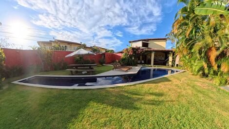 Cod.C007- Casa 4 suítes,16 pessoas,800mts da Praia,piscina