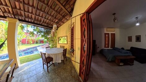 Cod.C007- Casa 4 suítes,16 pessoas,800mts da Praia,piscina