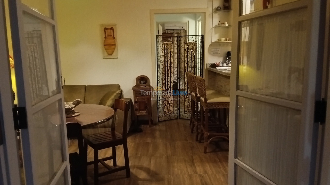 Apartment for vacation rental in Ubatuba (Enseada)