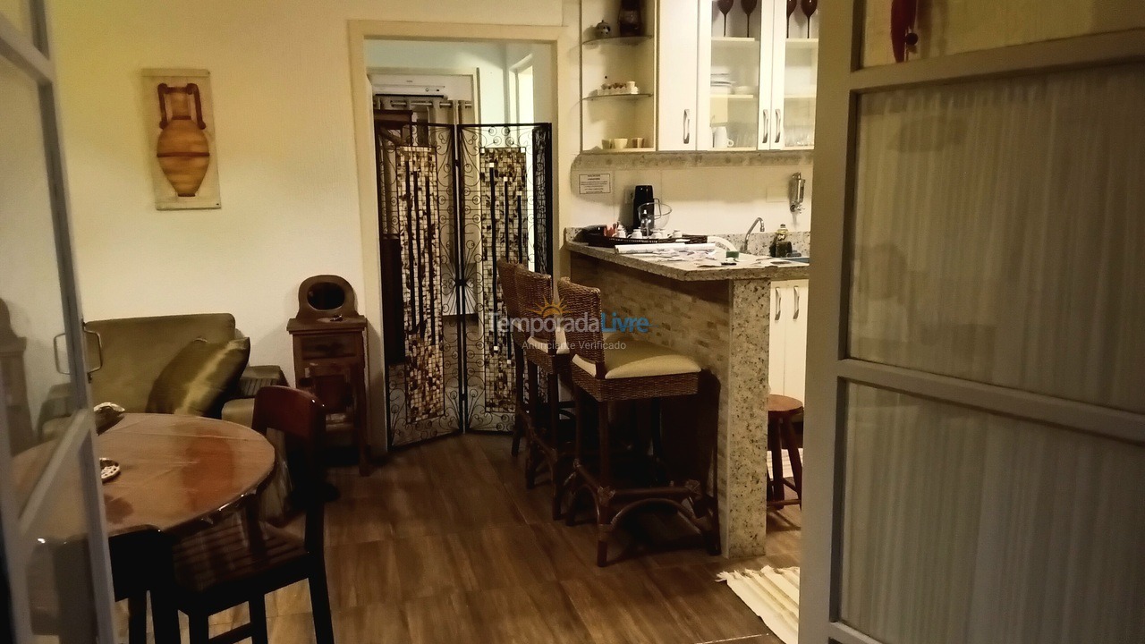 Apartment for vacation rental in Ubatuba (Enseada)