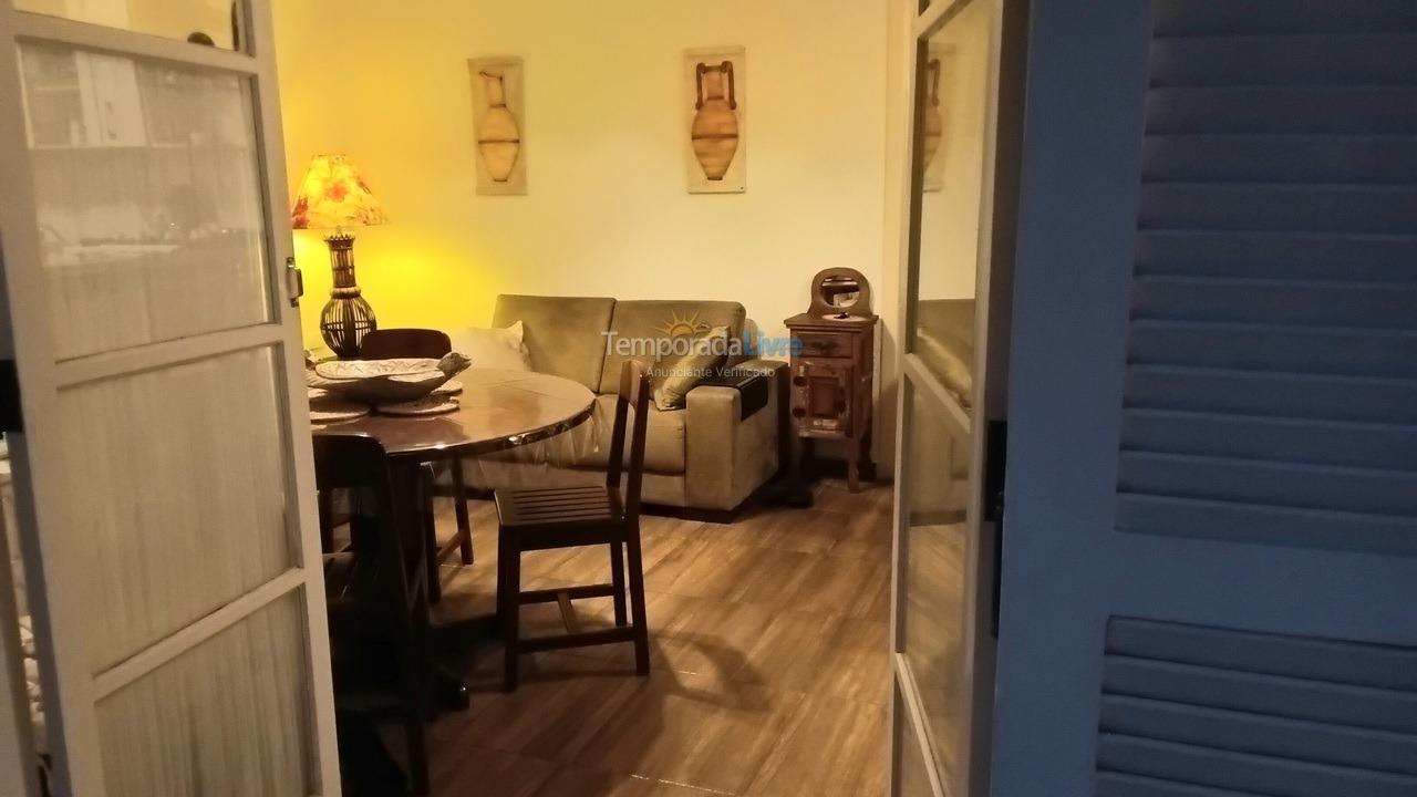 Apartment for vacation rental in Ubatuba (Enseada)