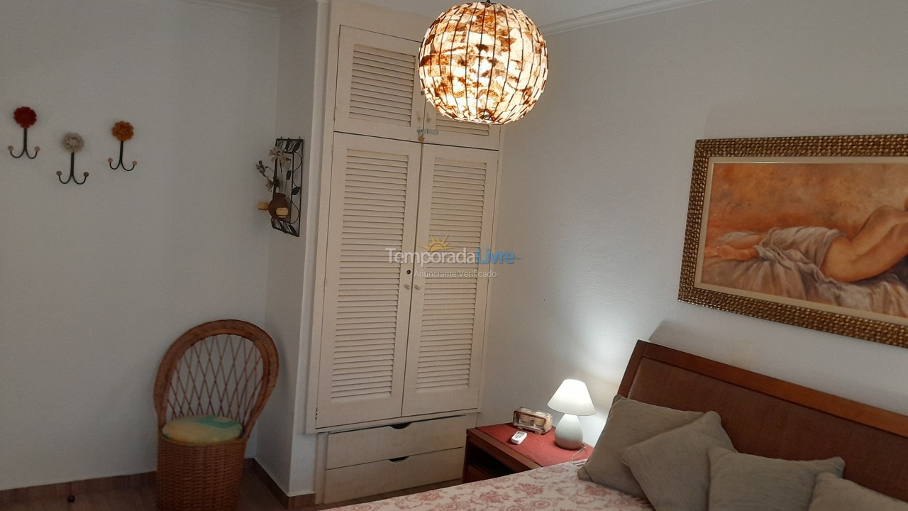 Apartment for vacation rental in Ubatuba (Enseada)