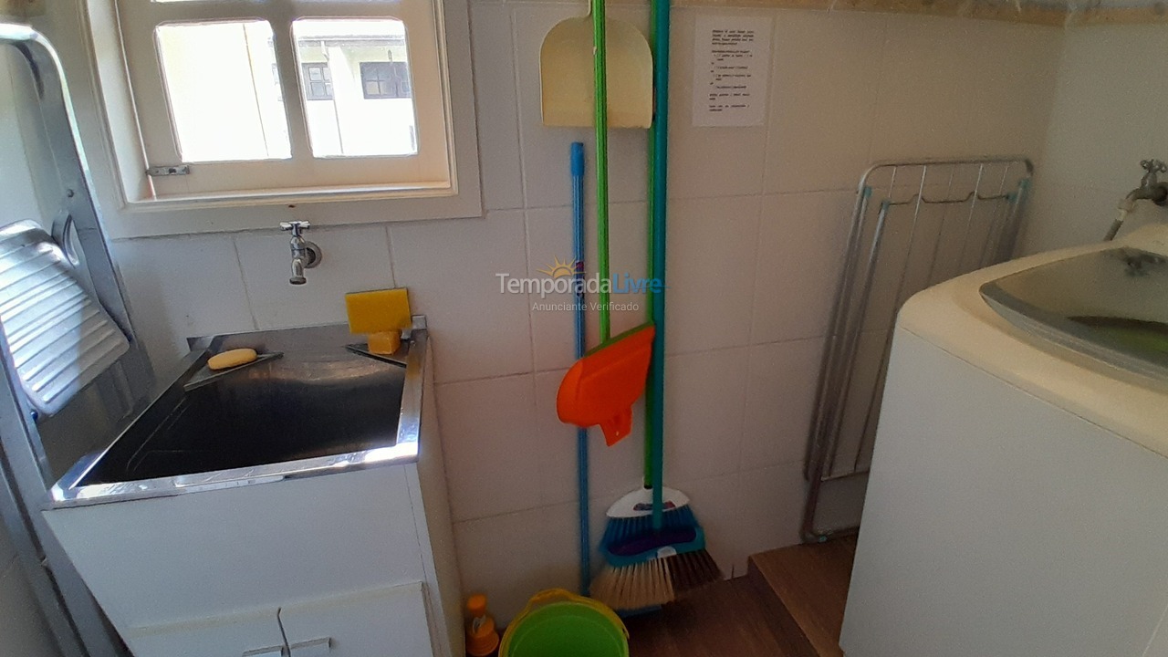 Apartment for vacation rental in Ubatuba (Enseada)