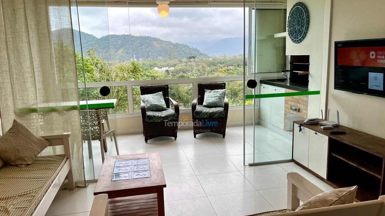 Apartment for vacation rental in São Sebastião (Camburizinho)