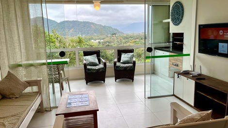 3 suites + full leisure facilities - close to the beach