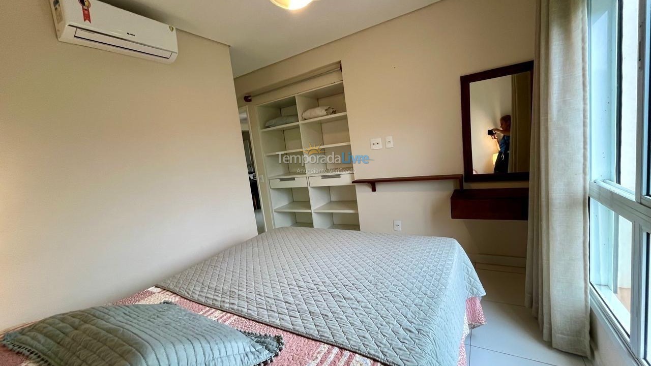 Apartment for vacation rental in São Sebastião (Camburizinho)