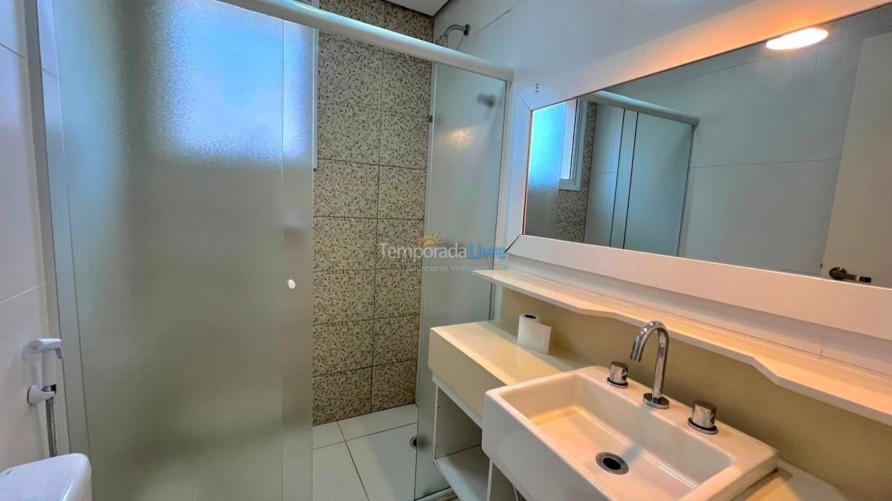 Apartment for vacation rental in São Sebastião (Camburizinho)