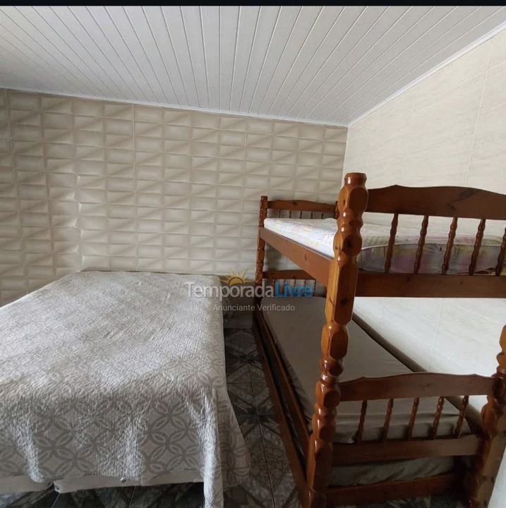 House for vacation rental in Praia Grande (Jardim Real)