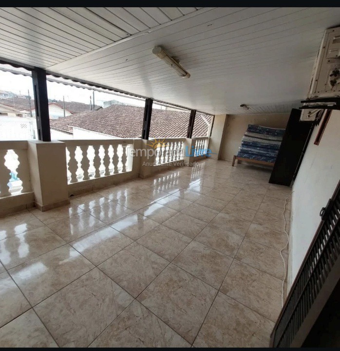 House for vacation rental in Praia Grande (Jardim Real)