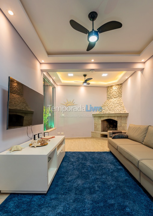 Casa para aluguel de temporada em Peruíbe (Bairro dos Prados)