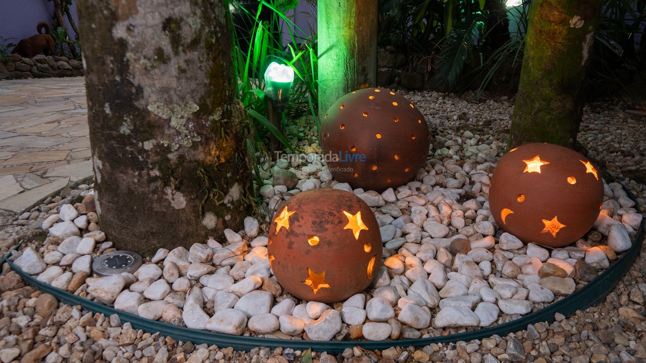 Casa para aluguel de temporada em Peruíbe (Bairro dos Prados)