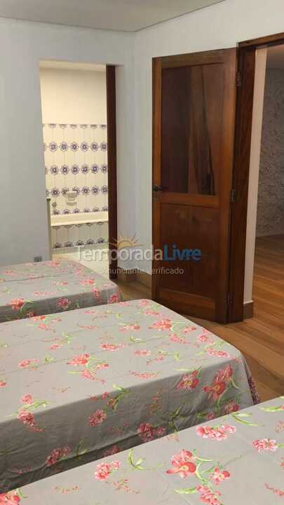 Casa para aluguel de temporada em Campos do Jordão (Jardim do Embaixador)