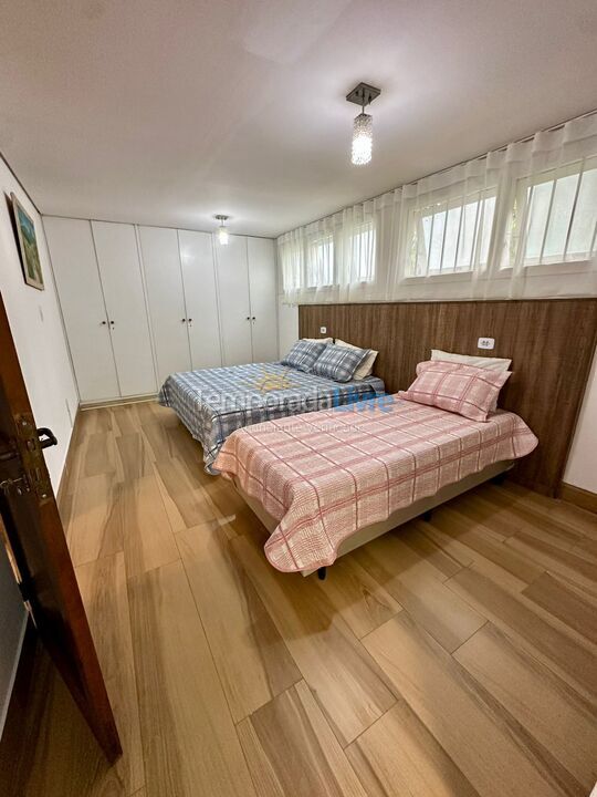 Casa para aluguel de temporada em Campos do Jordão (Jardim do Embaixador)