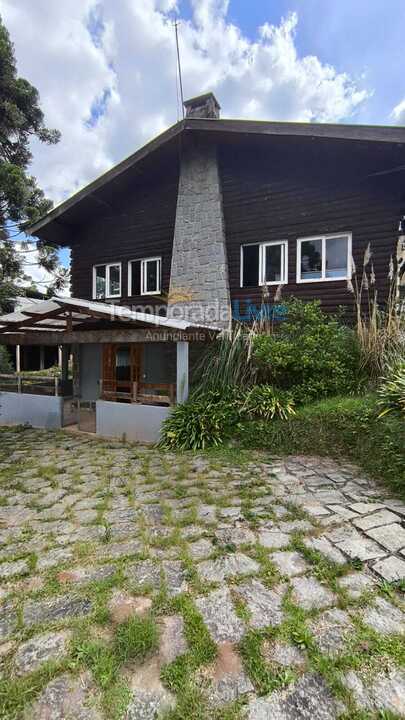 Casa para aluguel de temporada em Campos do Jordão (Jardim do Embaixador)