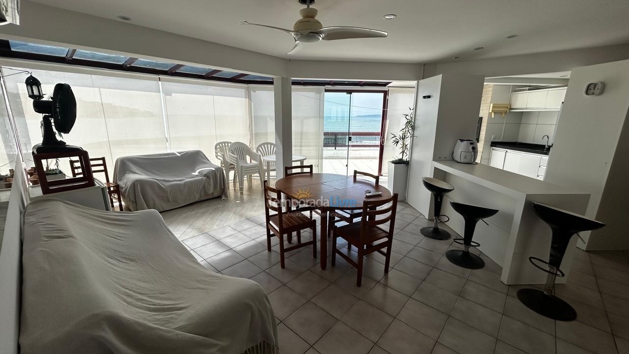 Apartment for vacation rental in Itapema (Centro)