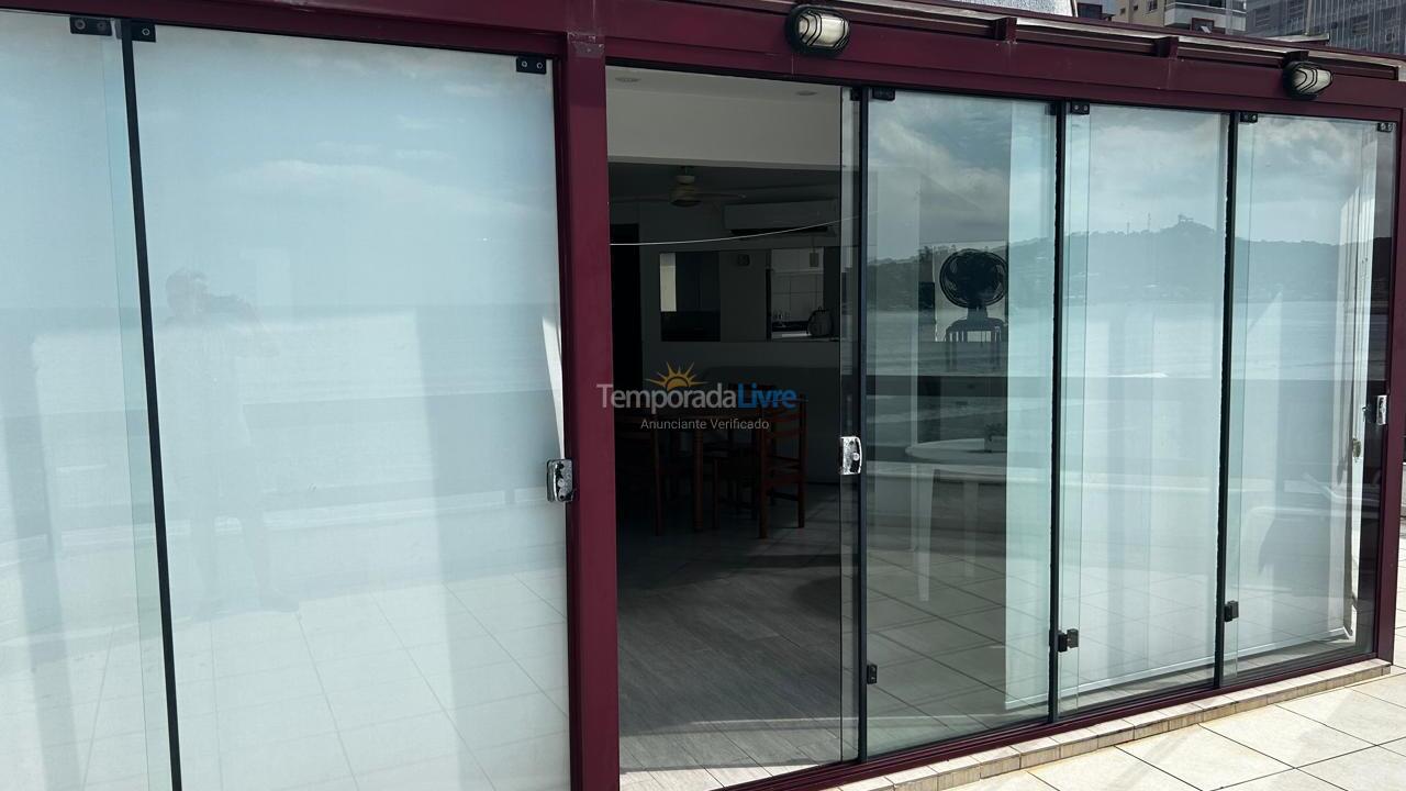 Apartment for vacation rental in Itapema (Centro)