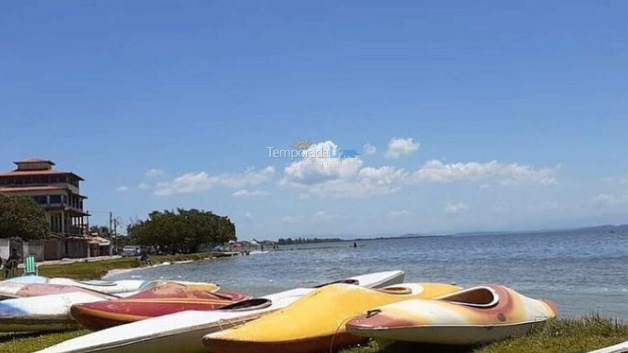 Casa para aluguel de temporada em Arraial do Cabo (Monte Alto)