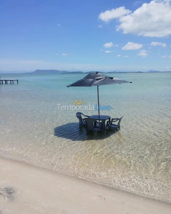 Casa para aluguel de temporada em Arraial do Cabo (Monte Alto)