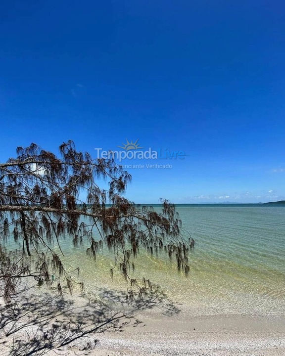 Casa para aluguel de temporada em Arraial do Cabo (Monte Alto)