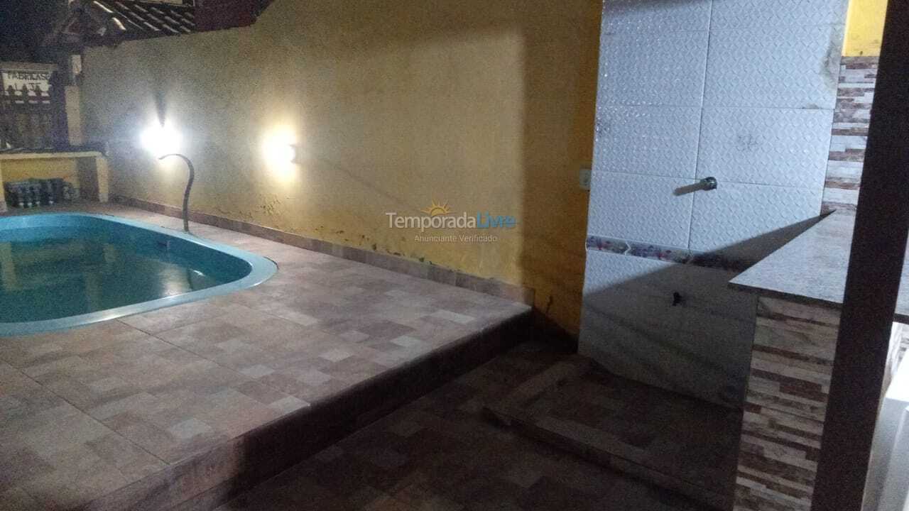 Casa para aluguel de temporada em Arraial do Cabo (Monte Alto)